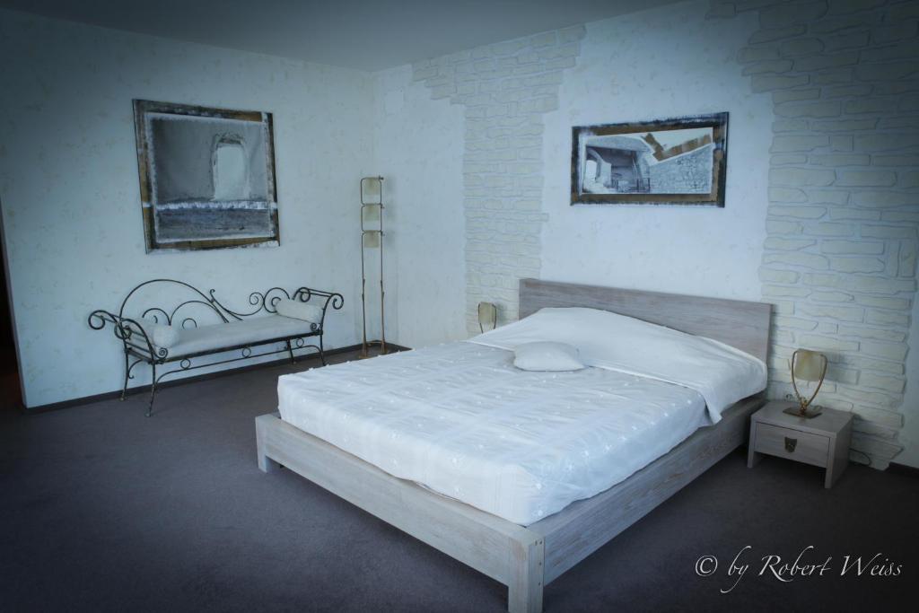 Pensiunea Vlahia Inn Moeciu De Sus Room photo