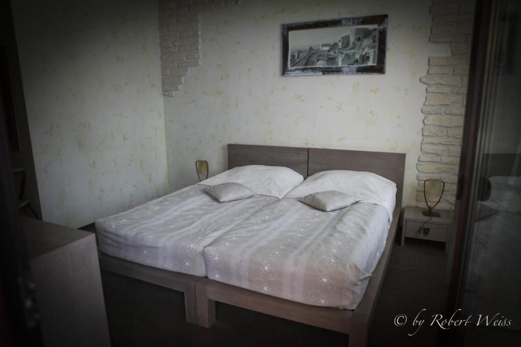 Pensiunea Vlahia Inn Moeciu De Sus Room photo